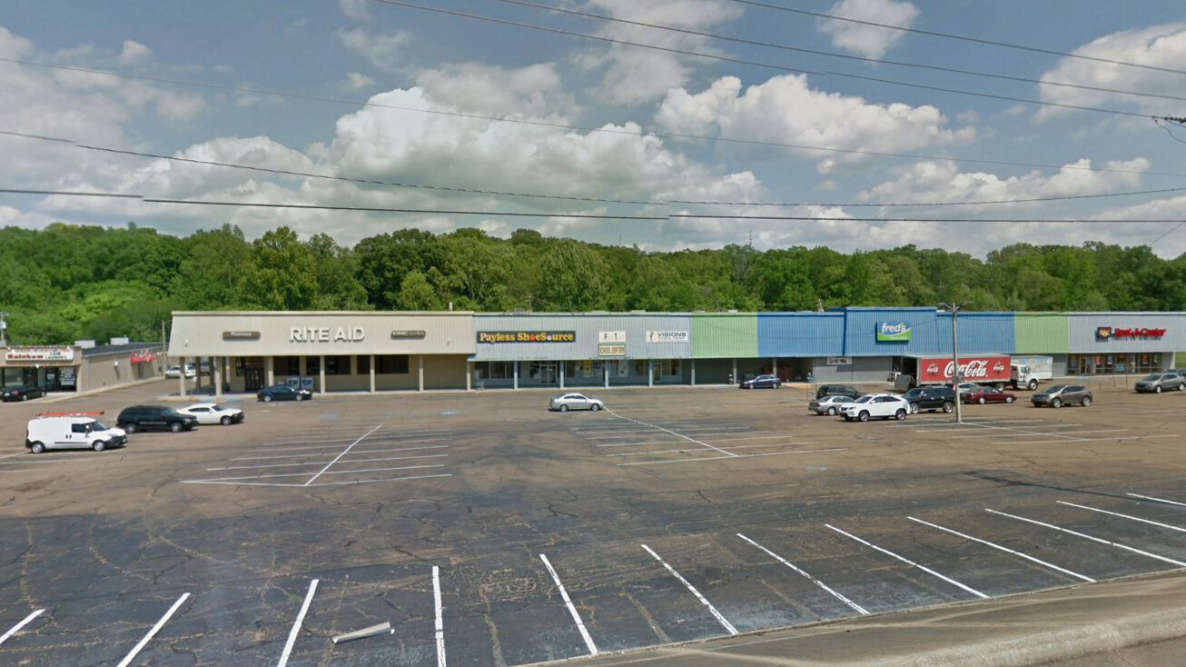 1212 Jerry Clower Blvd N, Yazoo City, MS 39194