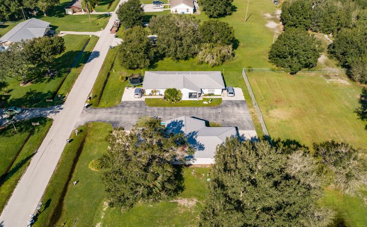 Pictures of Multifamily property located at 1956 SE Cherry Dr, Arcadia, FL 34266 for sales - image #1