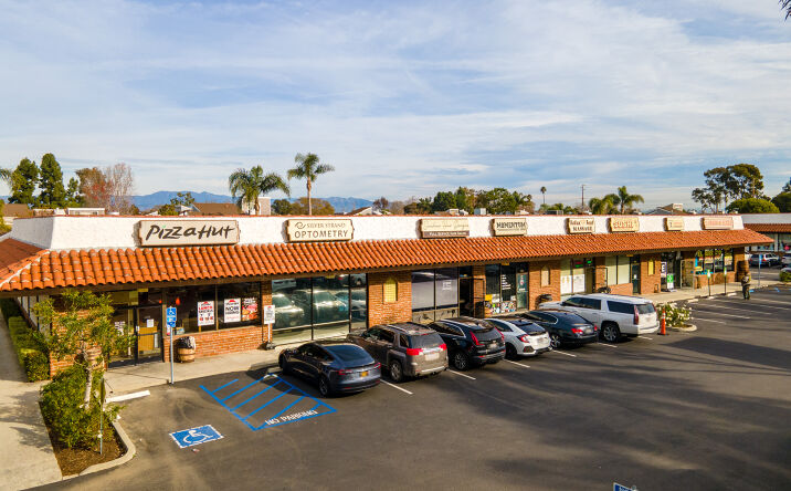 Pictures of Retail property located at 453 W Channel Islands Blvd, Port Hueneme, CA 93041 for sales - image #1