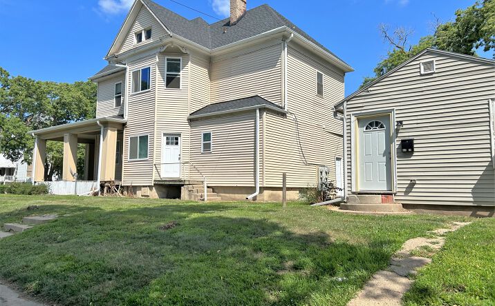 Pictures of Multifamily property located at 1600 Nebraska St, Sioux City, IA 51105 for sales - image #1