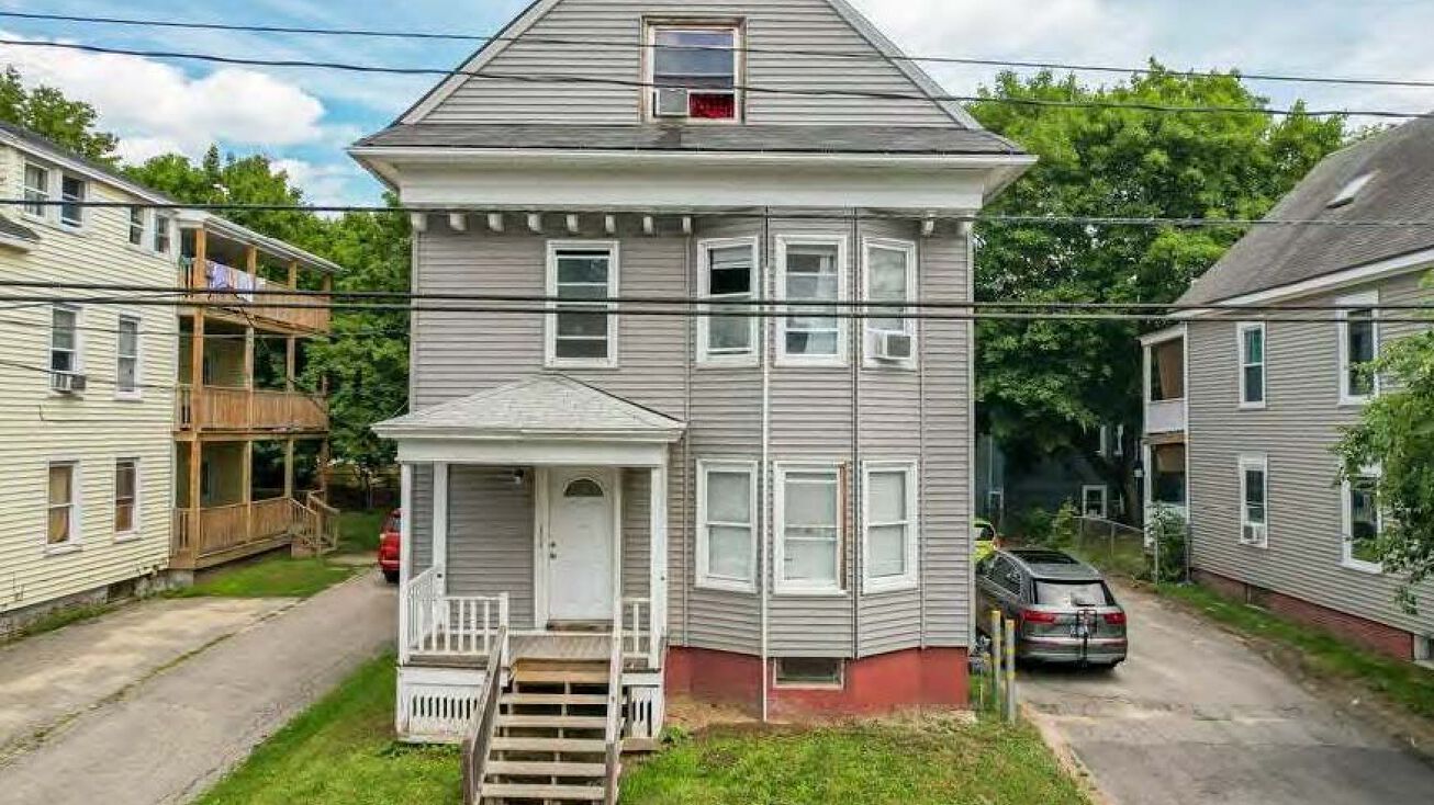174 Bartlett St, Lewiston, ME 04240 Multifamily Property for Sale