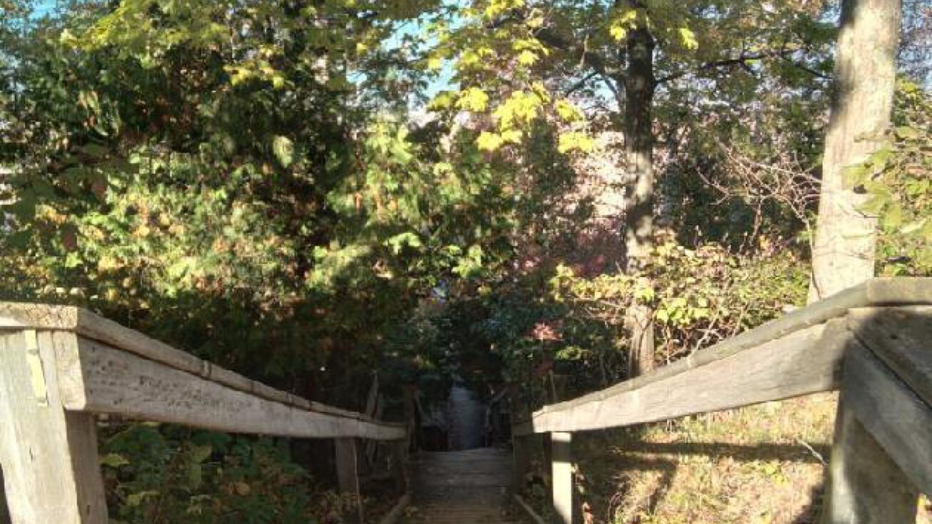 Range St, Mears, MI 49436