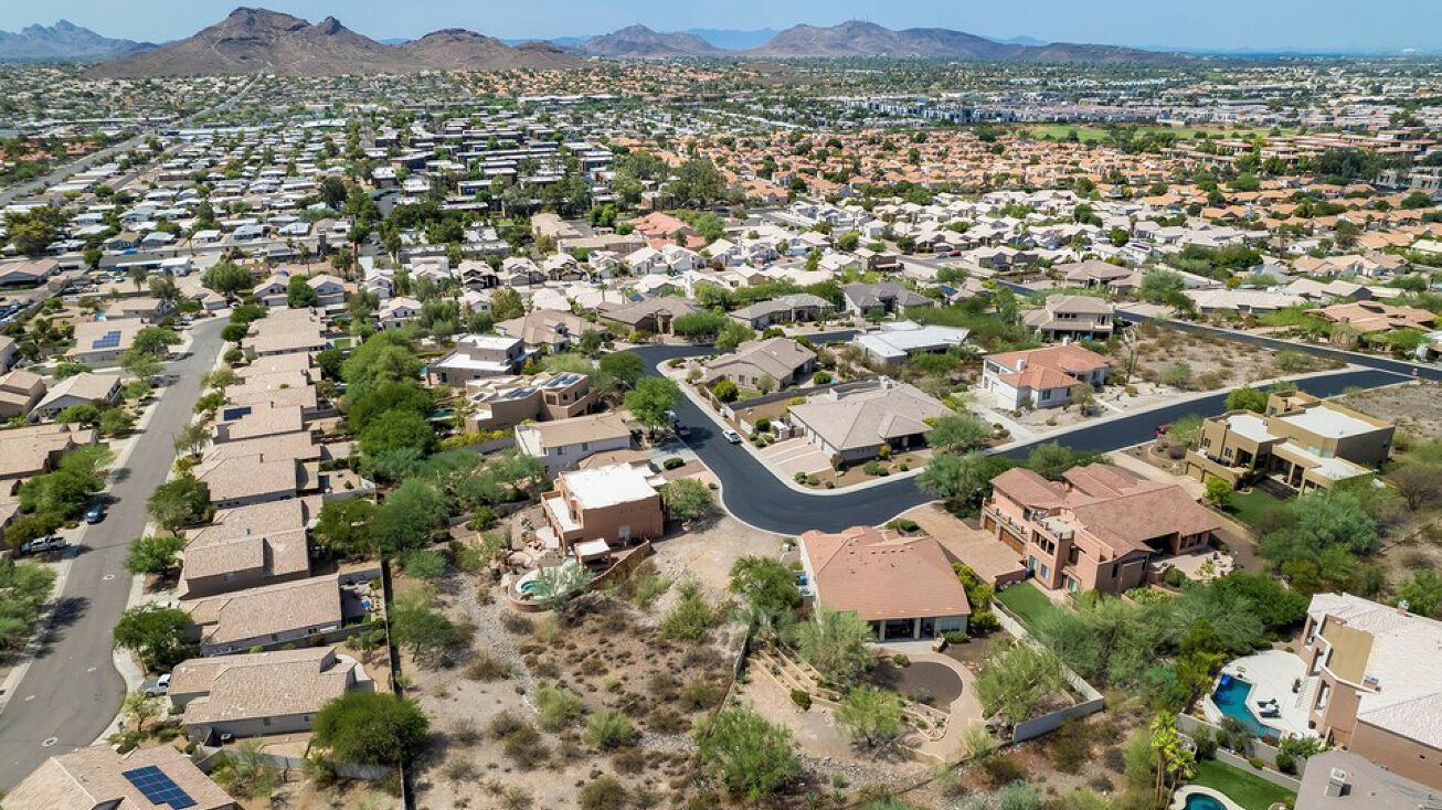 18055 N 14th Pl, Phoenix, AZ 85022