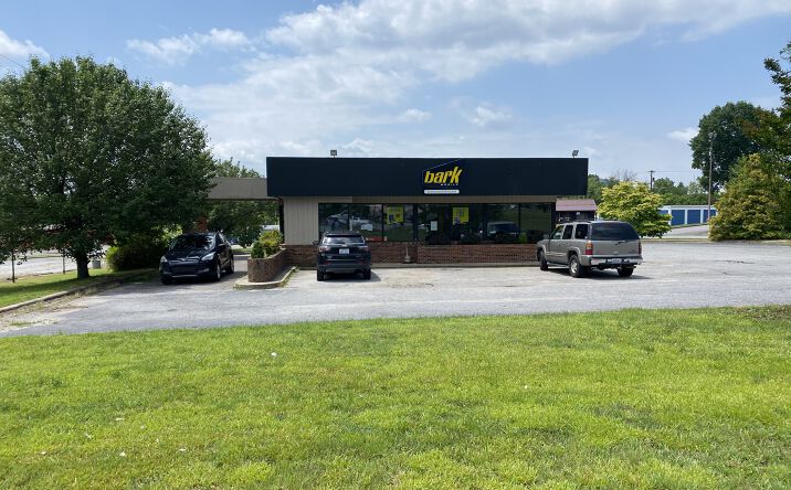 Pictures of Retail property located at 1303 Curtis Bridge Rd, Wilkesboro, NC 28697 for sales - image #1