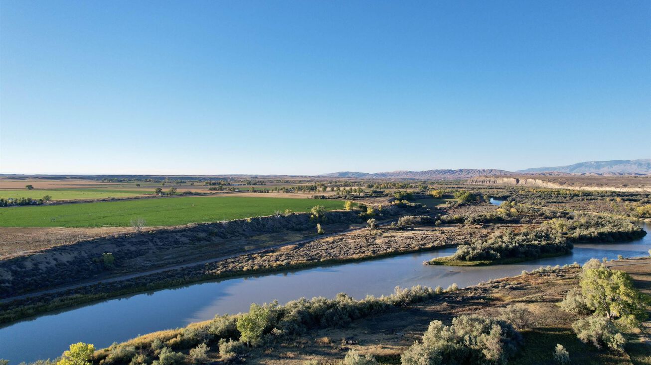 389 Hwy 20 S, Greybull, WY 82426