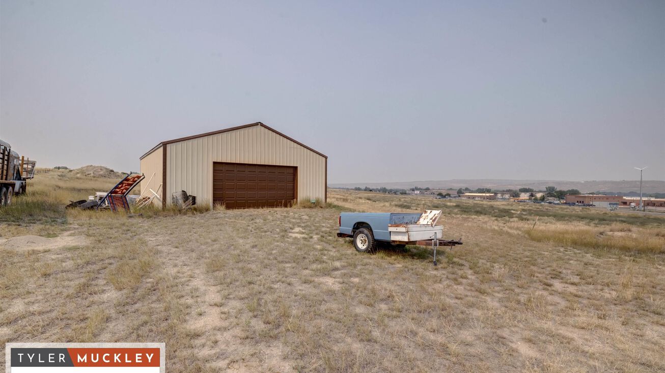 748 Hwy 2026, Glenrock, WY 82637