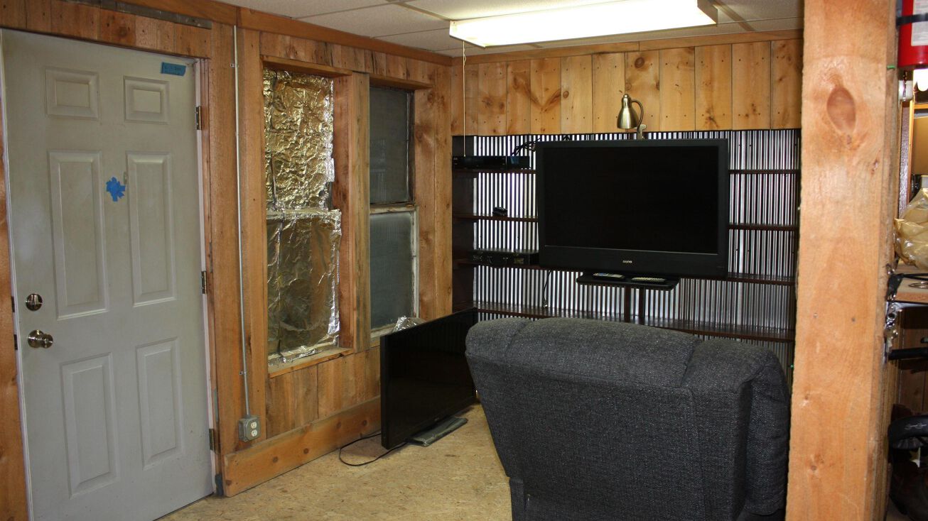 101 Laramie Ave, Fort Laramie, WY 82212