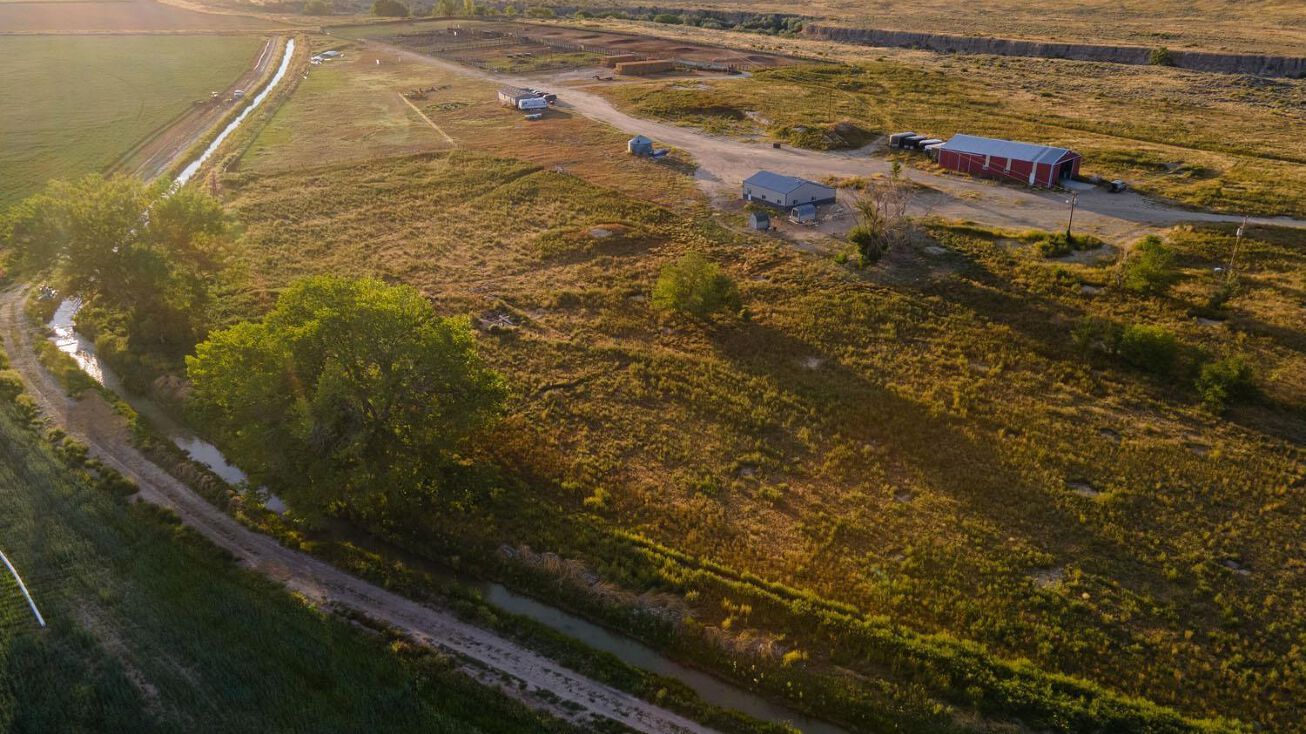 170 Missouri Valley Rd, Shoshoni, WY 82649