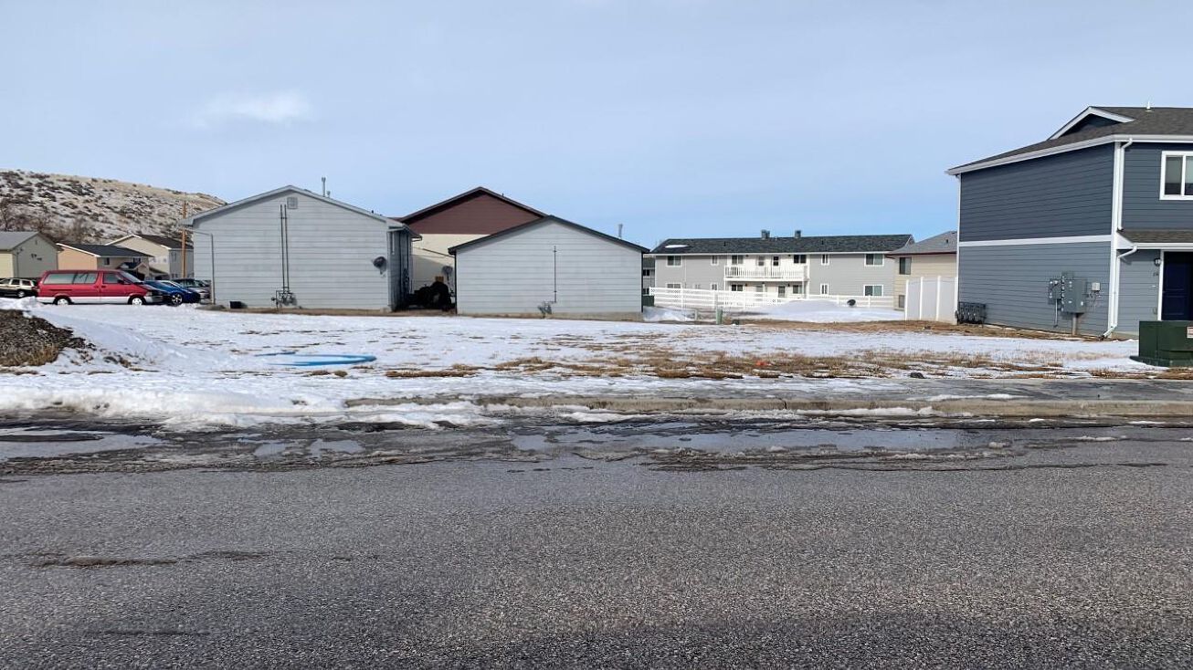 222 Carnation St, Casper, WY 82604