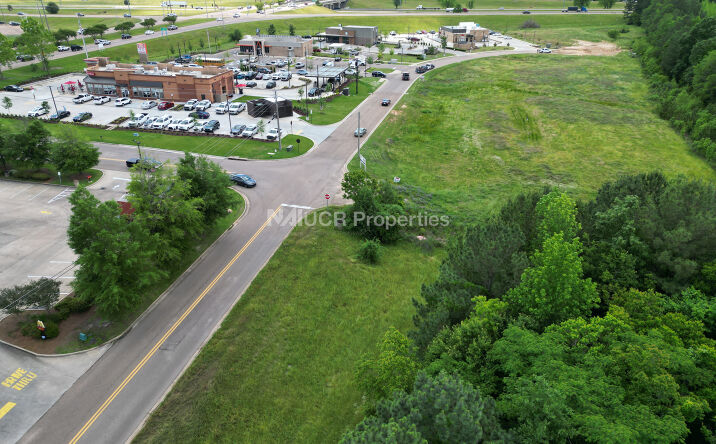 Pictures of Retail, Land property located at Crossgates Blvd & Interstate 20, Brandon, MS 39042 for sales - image #1