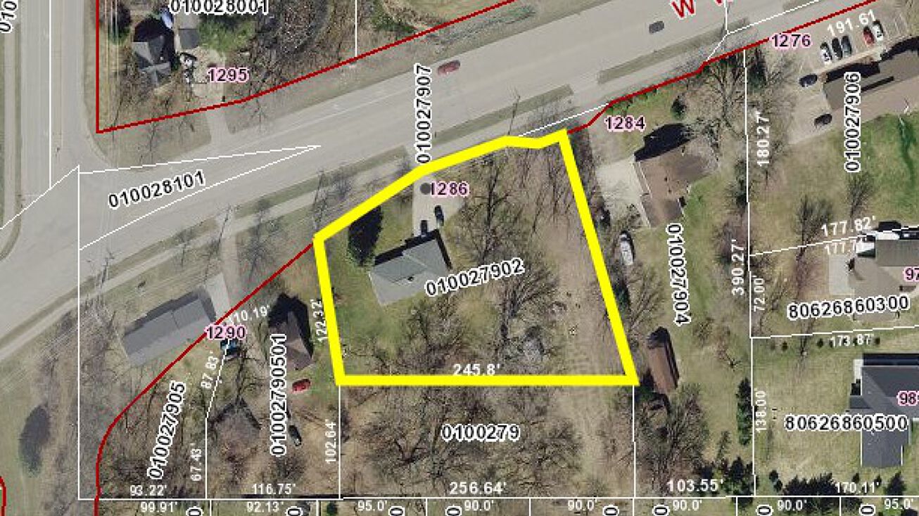 1286 Winneconne Ave, Neenah, WI 54956