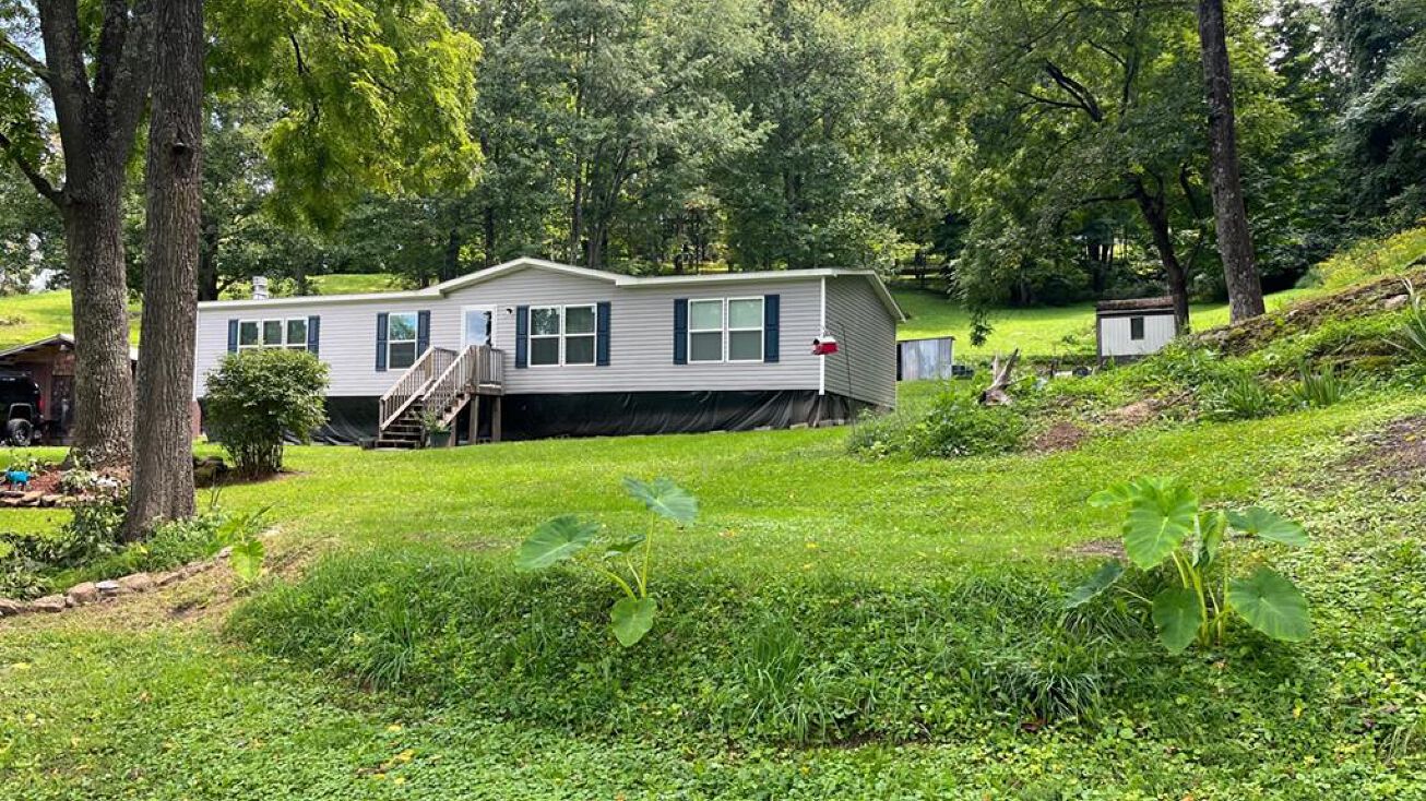 Cedar Bluff, Cedar Bluff, VA 24609