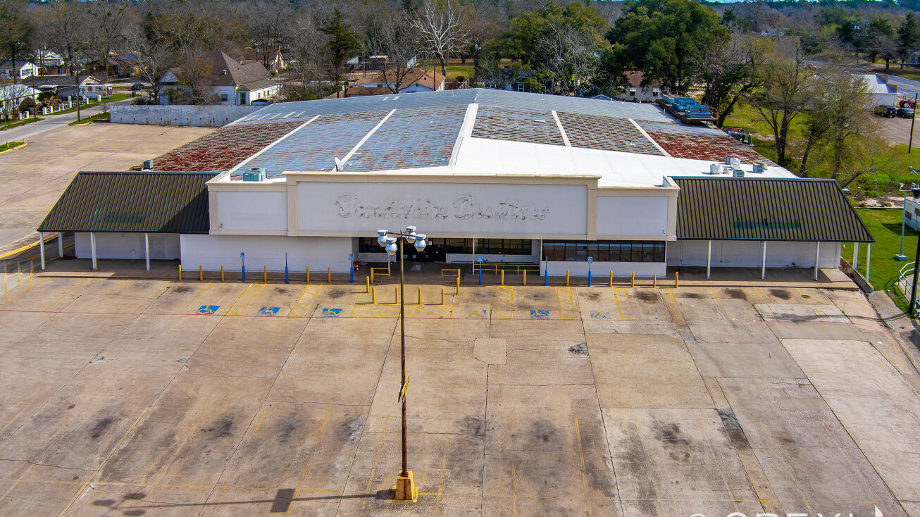 816 N Timberland Dr, Lufkin, TX 75901