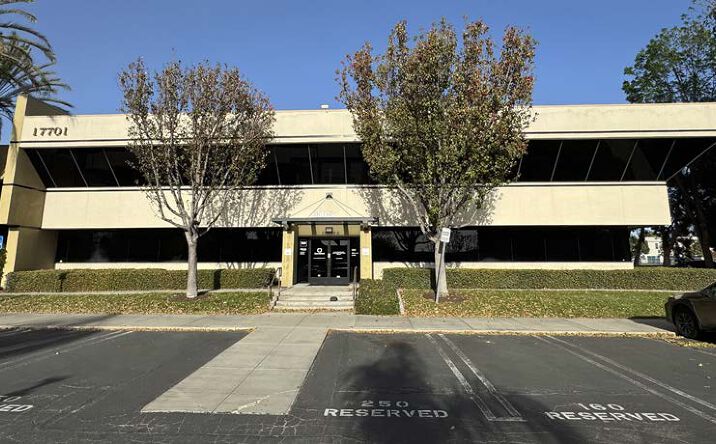 Pictures of Office property located at 17701 Cowan, Irvine, CA 92614 for sales - image #1
