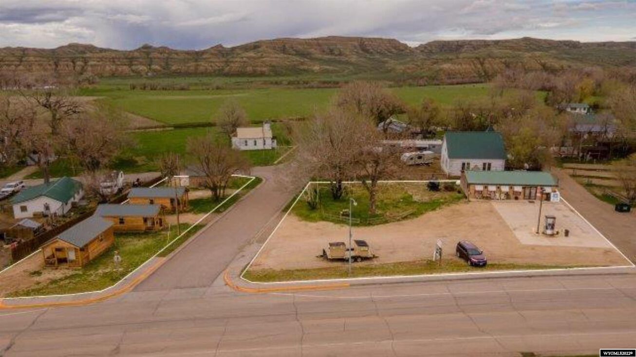 1620 Clear Creek Ave, Clearmont, WY 82835