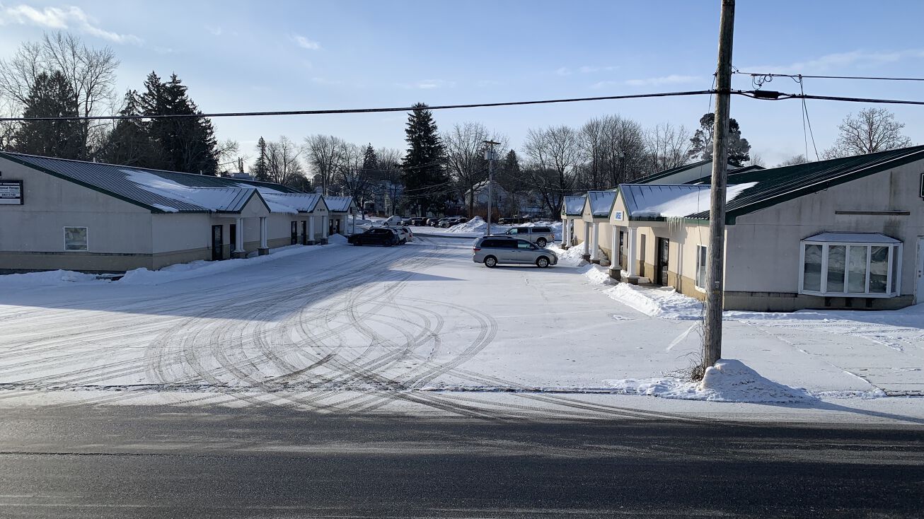 113117 Schuyler St, Fulton, NY 13069