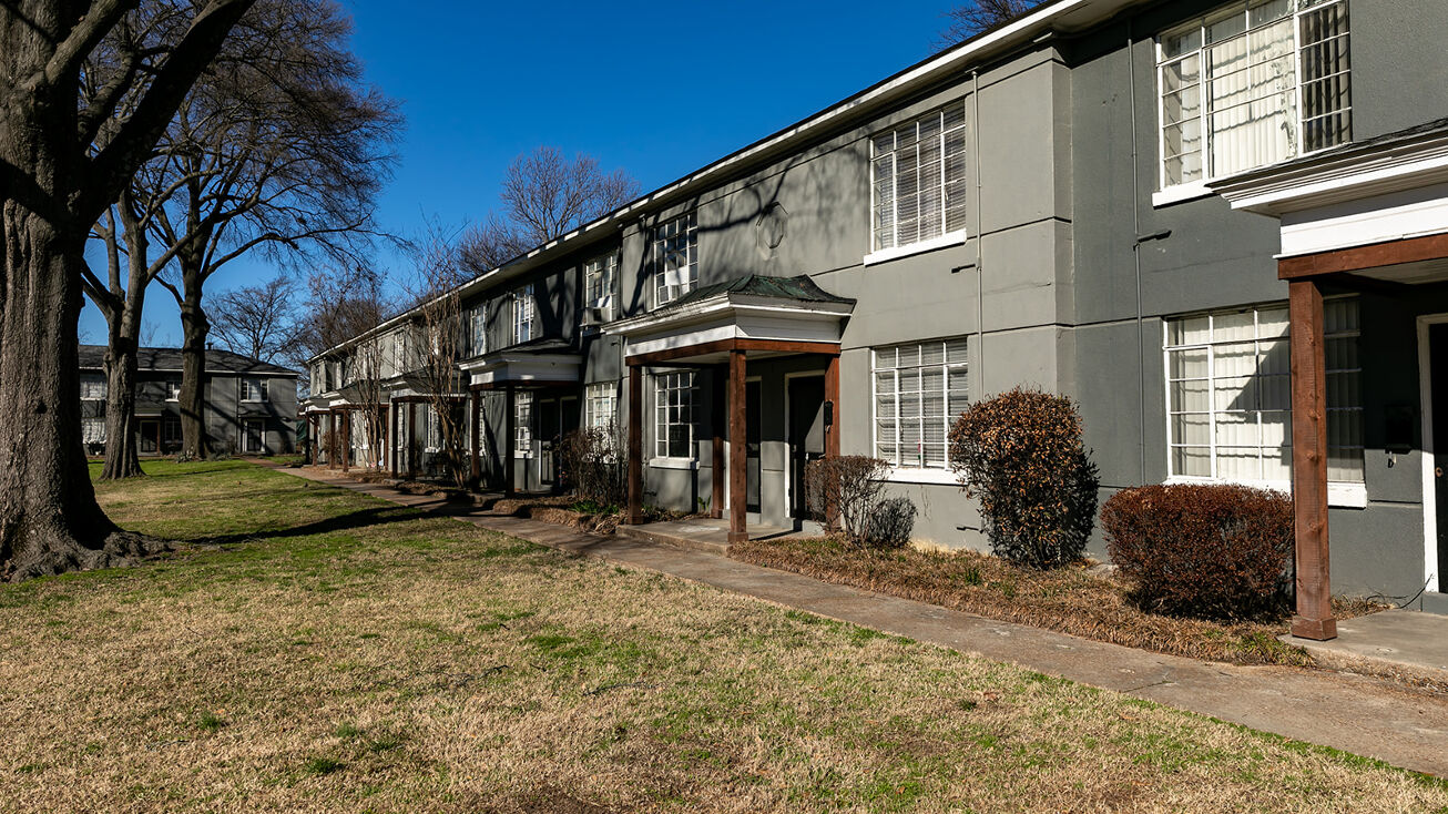 1300 Goodbar Ave, Memphis, TN 38104