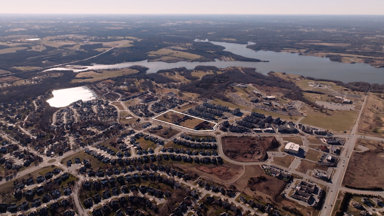 600 SW Longview Rd, Lee's Summit, MO 64081