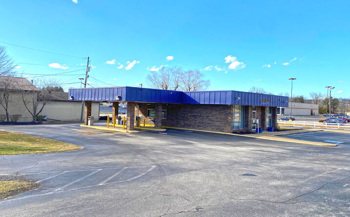 Pictures of Retail property located at 120 Pinecrest Dr, Morehead, KY 40351 for comps - image #1