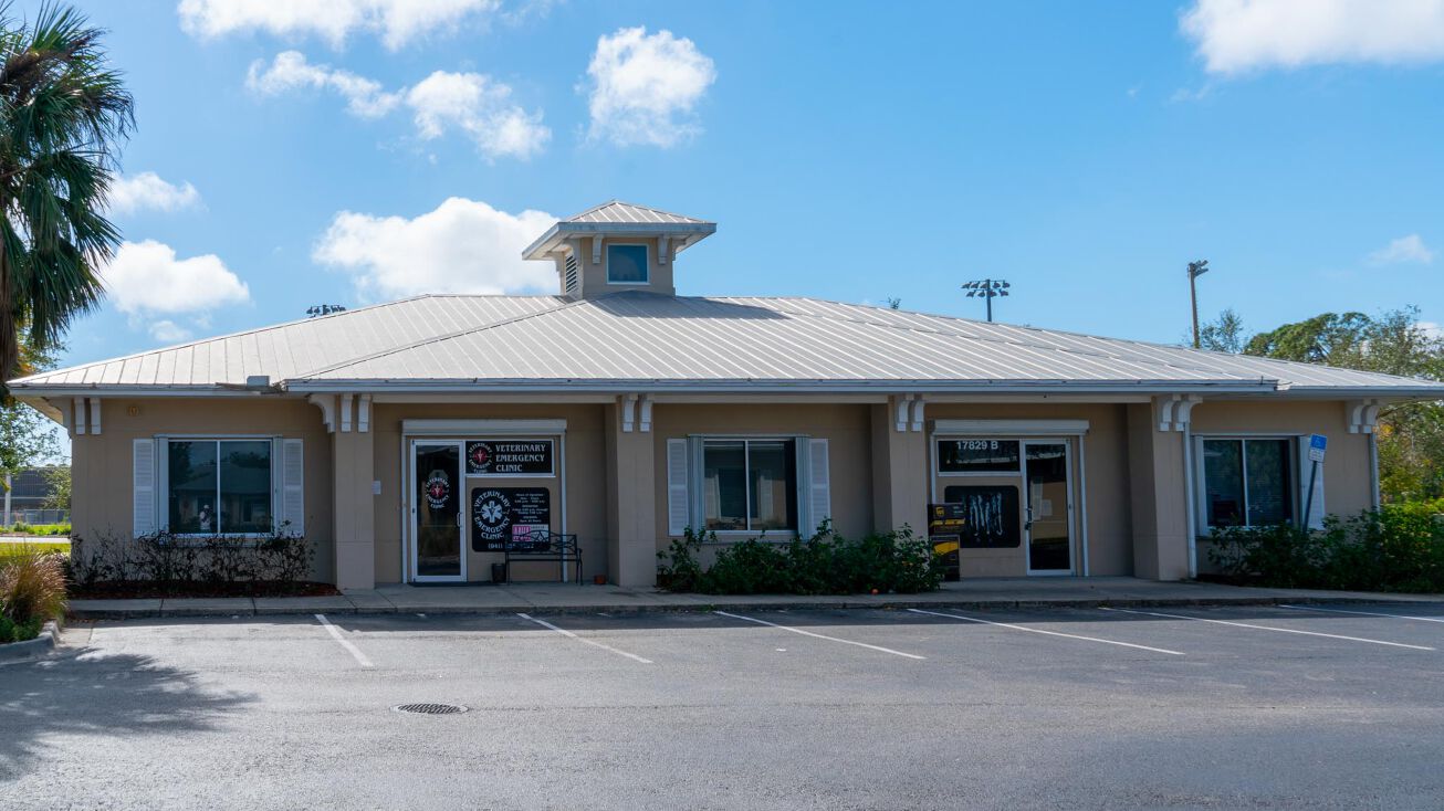 17829 Murdock Cir, Port Charlotte, FL 33948