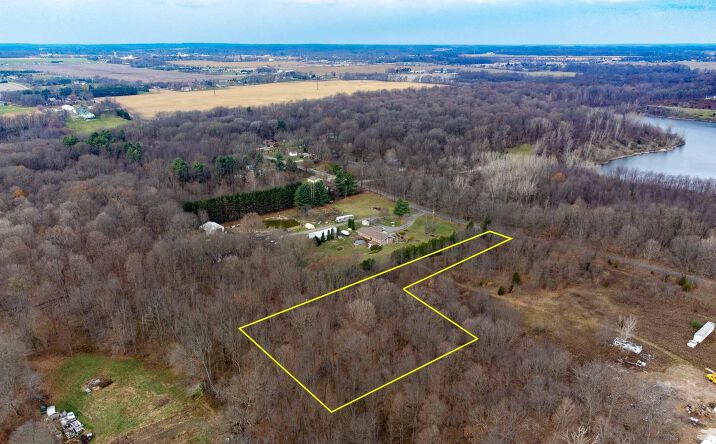 Pictures of Land property located at 6798 E 350 N, Rolling Prairie, IN 46371 for sales - image #1