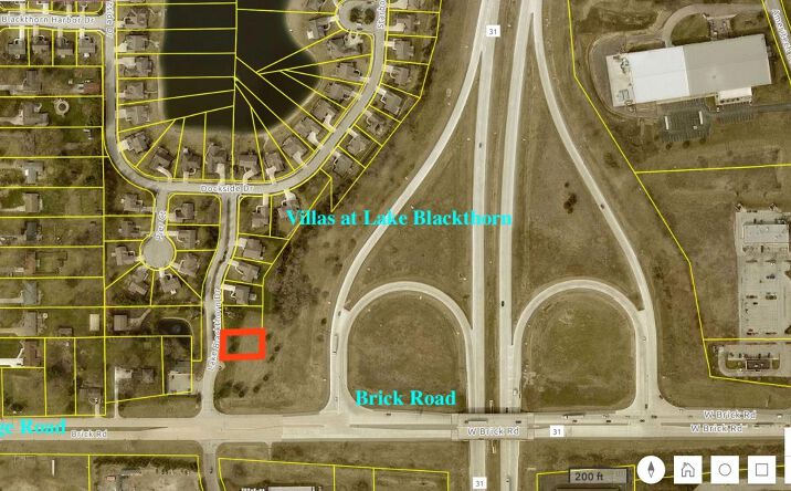 Pictures of Land property located at 4528 Lake Blackthorn Dr, South Bend, IN 46628 for sales - image #1