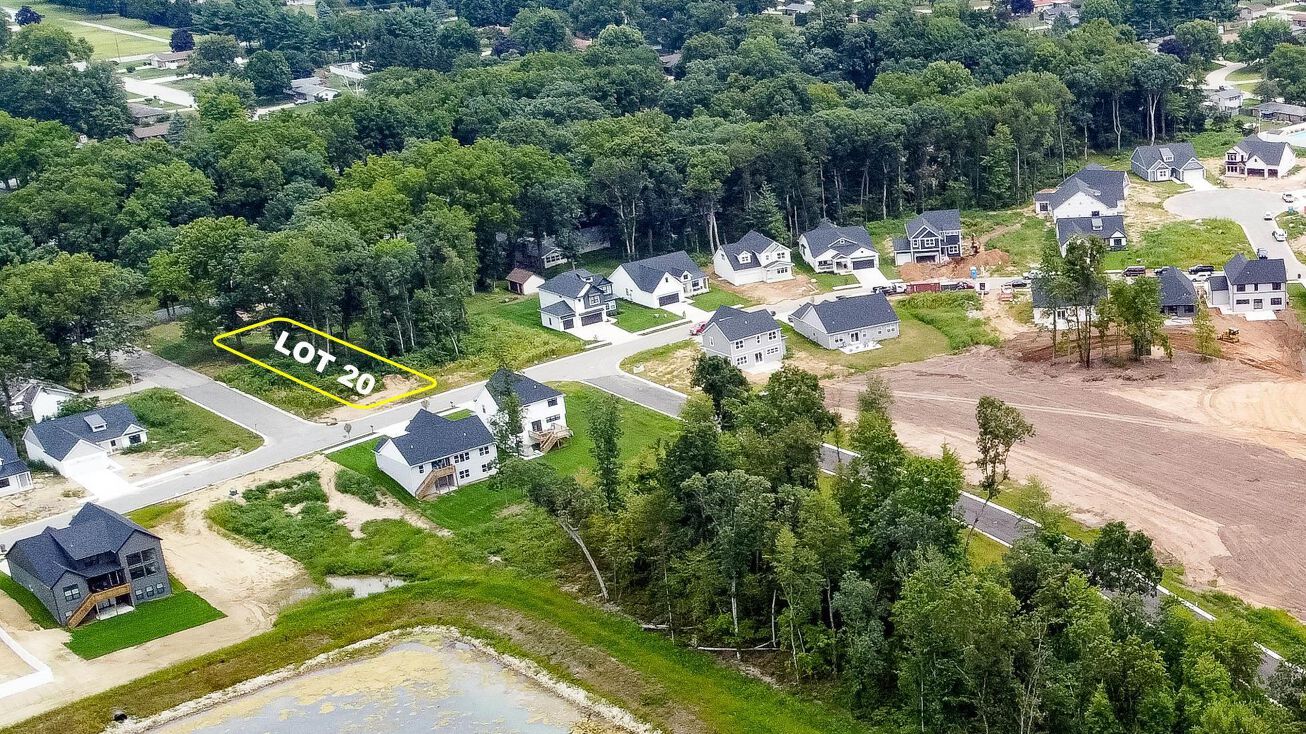 12925 Brick Rd, Granger, IN 46530