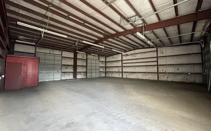 image of property at 2485 E BAYSHORE DR San Leon TX 77539-2812