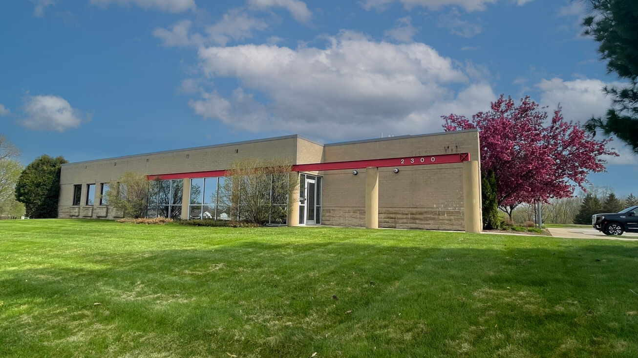 2300 Oakdale Blvd, Coralville, IA 52241