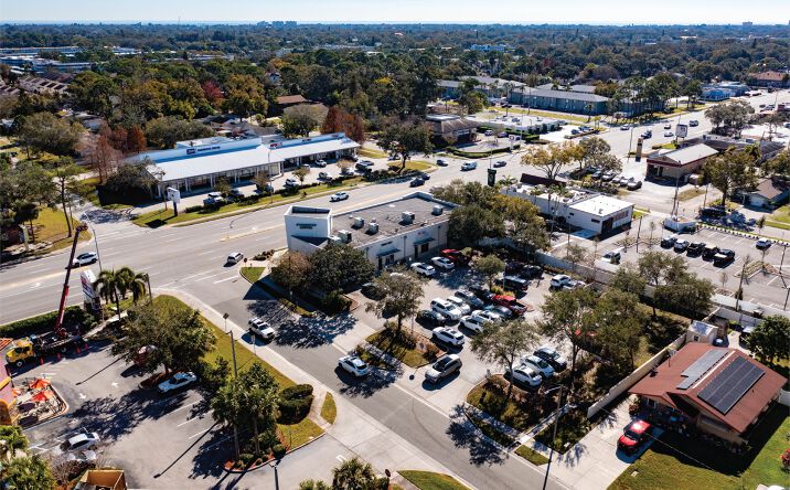 Pictures of Retail property located at 4946 4th St N, St. Petersburg, FL 33703 for comps - image #1