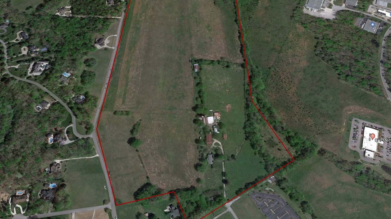 9101 Amos Rd, Ooltewah, TN 37363