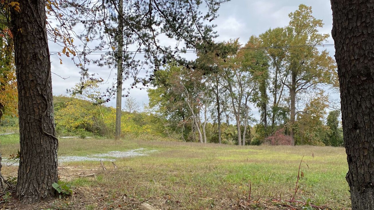 2100 Fleming Rd, Greensboro, NC 27410