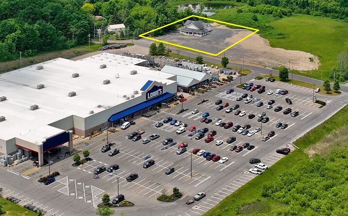 Pictures of Retail property located at 60 Country Ln, Potsdam, NY 13676 for sales - image #1