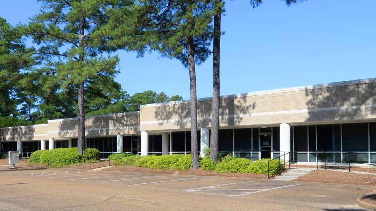2001 Airport Rd, Flowood, MS 39232 Industrial Property for Sale
