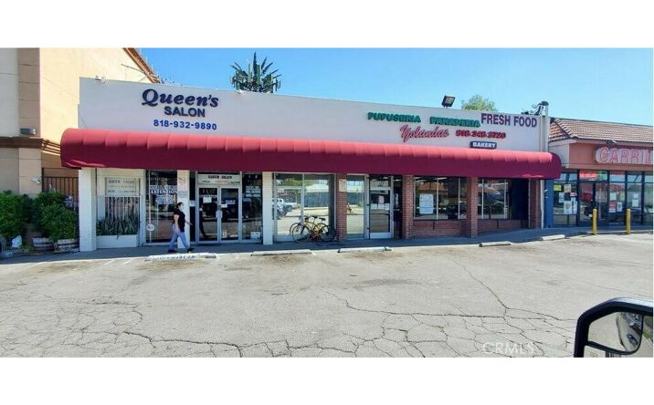 image of property at 19740 SHERMAN WAY Winnetka CA 91306-3602