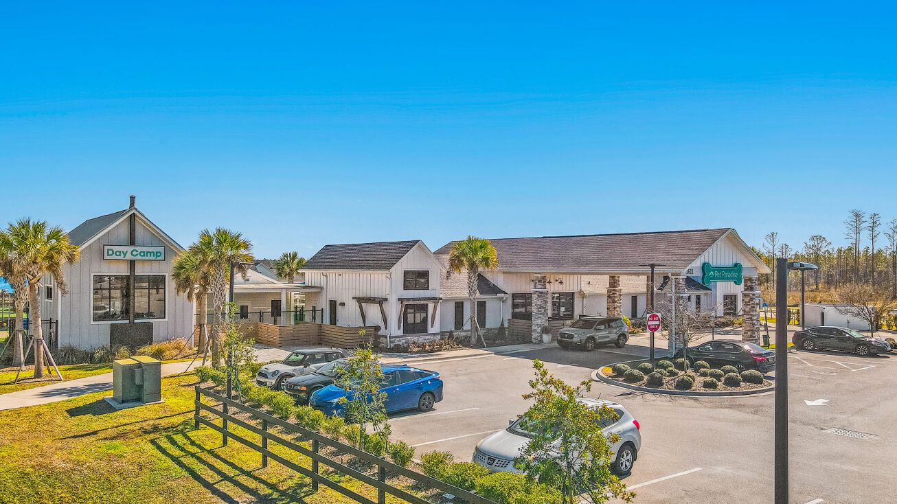 1611 Isaac Way, Middleburg, FL 32068 Retail Property for Sale Pet