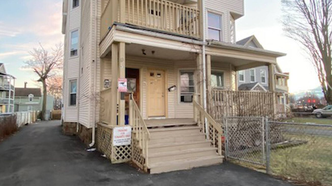 65 New Britain Ave, Hartford, CT 06106