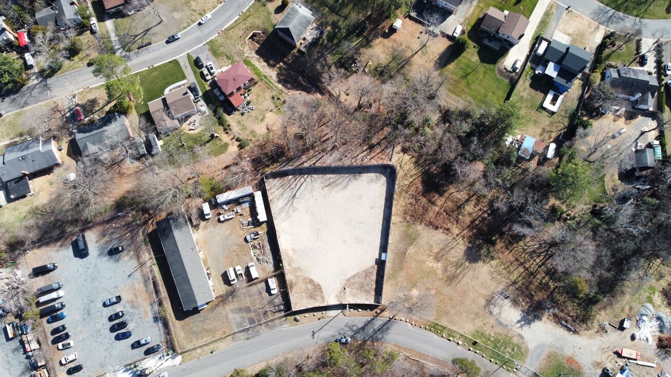 6109 Kenley Ln, Charlotte, NC 28217