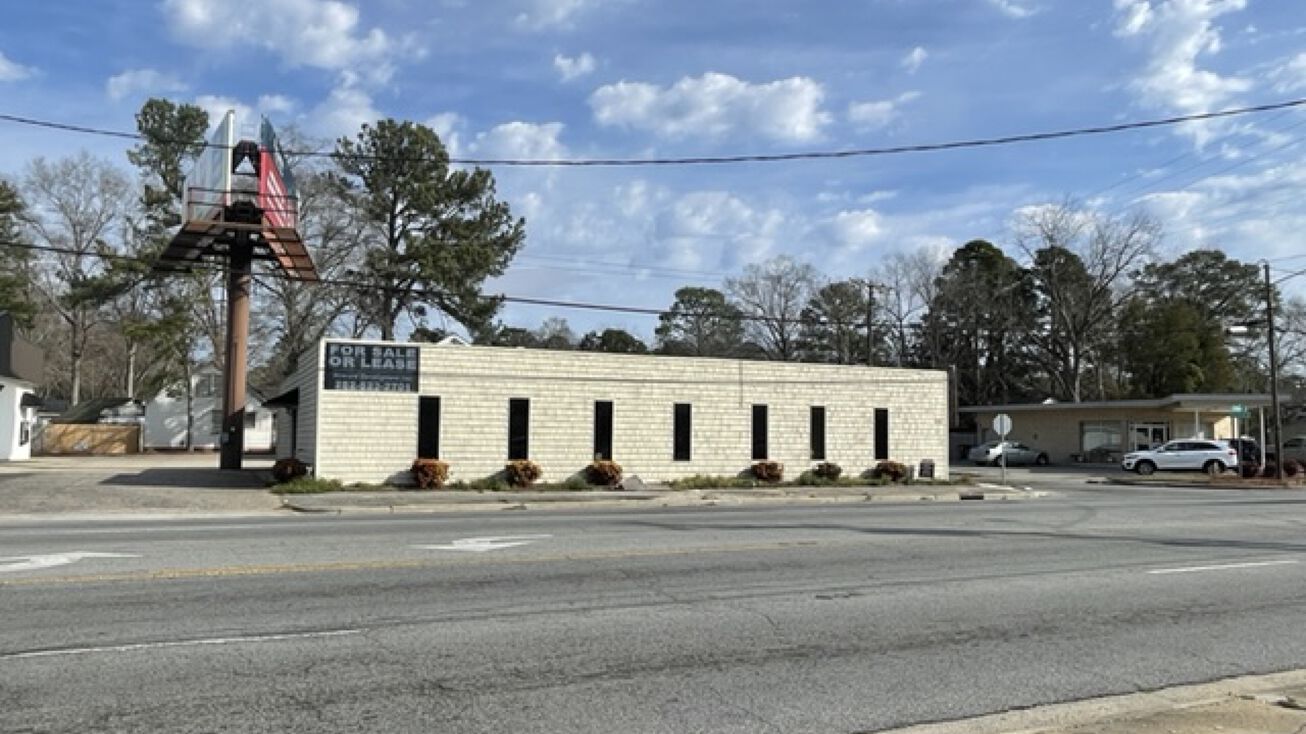 1601 W Vernon Ave, Kinston, NC 28504