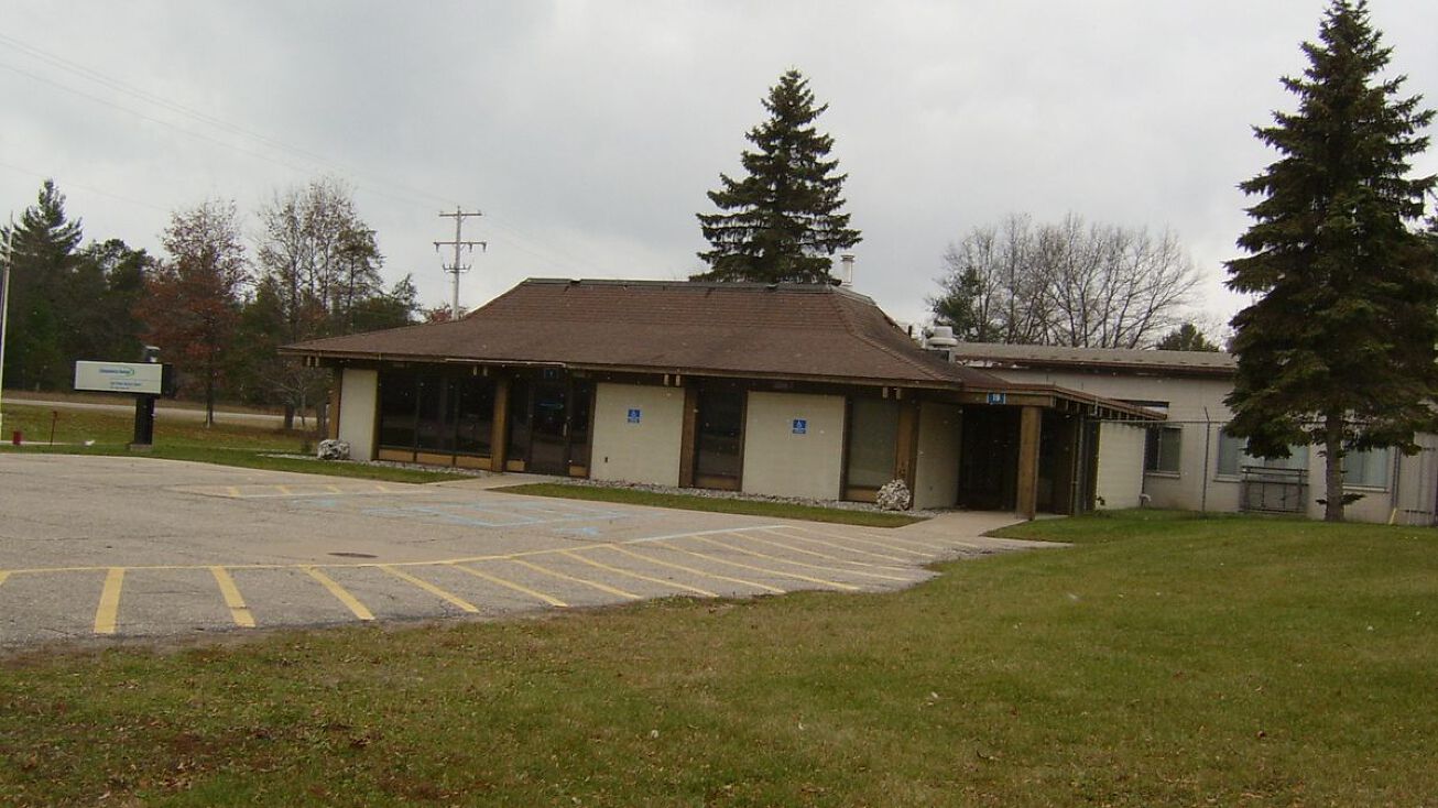 1931 US23, East Tawas, MI 48730