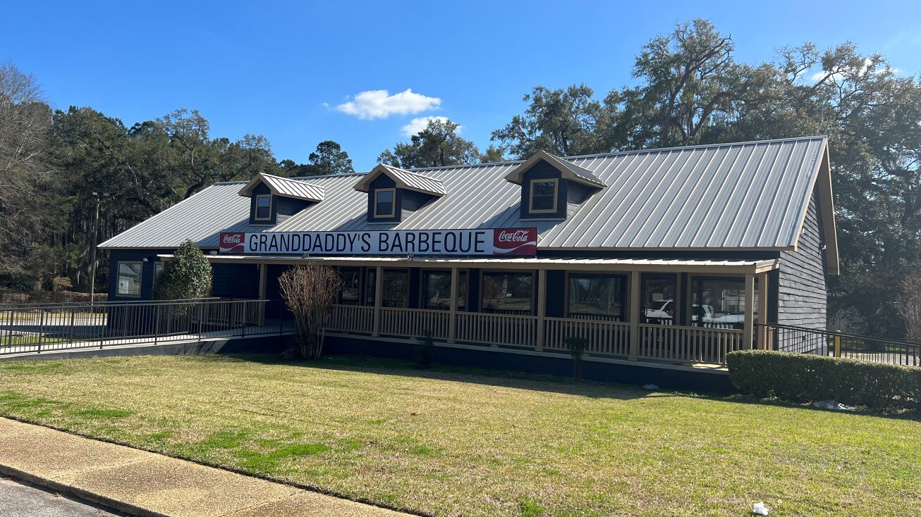 2128 Smith Ave, Thomasville, GA 31792