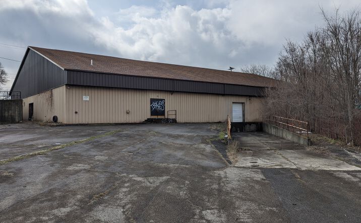 Pictures of Industrial property located at 165 E Circular St, Lima, OH 45804 for sales - image #1