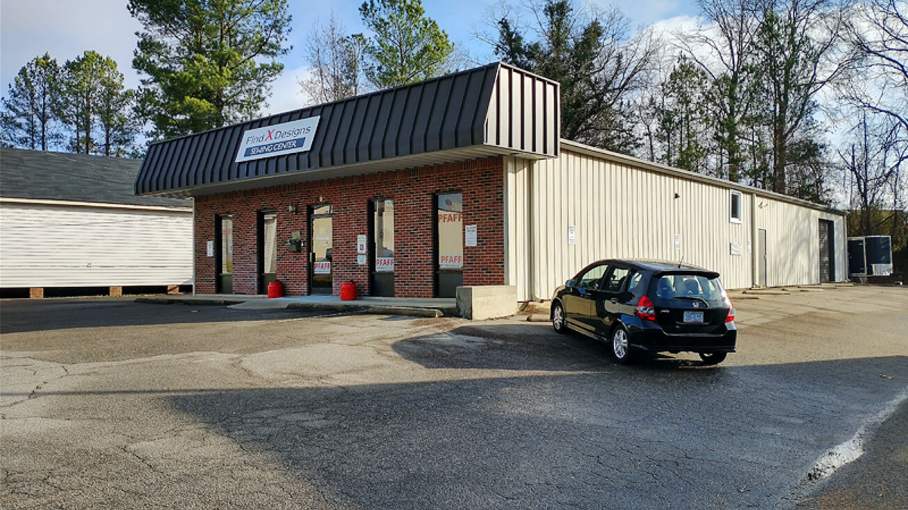 719 Carthage St, Sanford, NC 27330