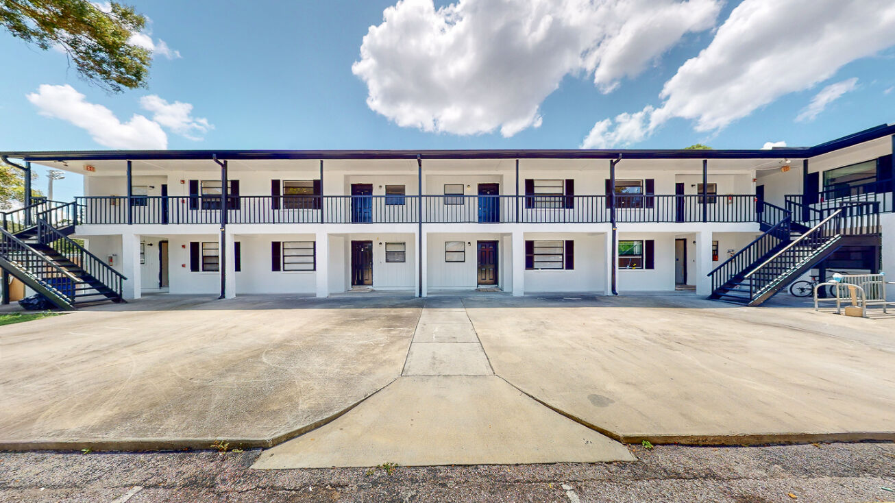 7786 62nd St N, Pinellas Park, FL 33781