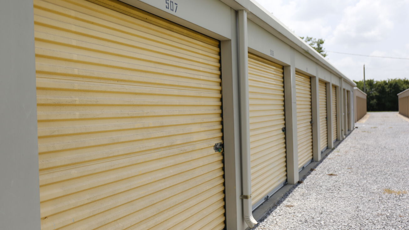 108 US82, Leland, MS 38756 Self Storage Property for Sale My