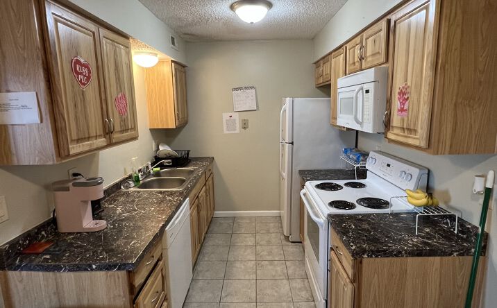 image of property at 5210 SW 10TH AVE Topeka KS 66604-6000