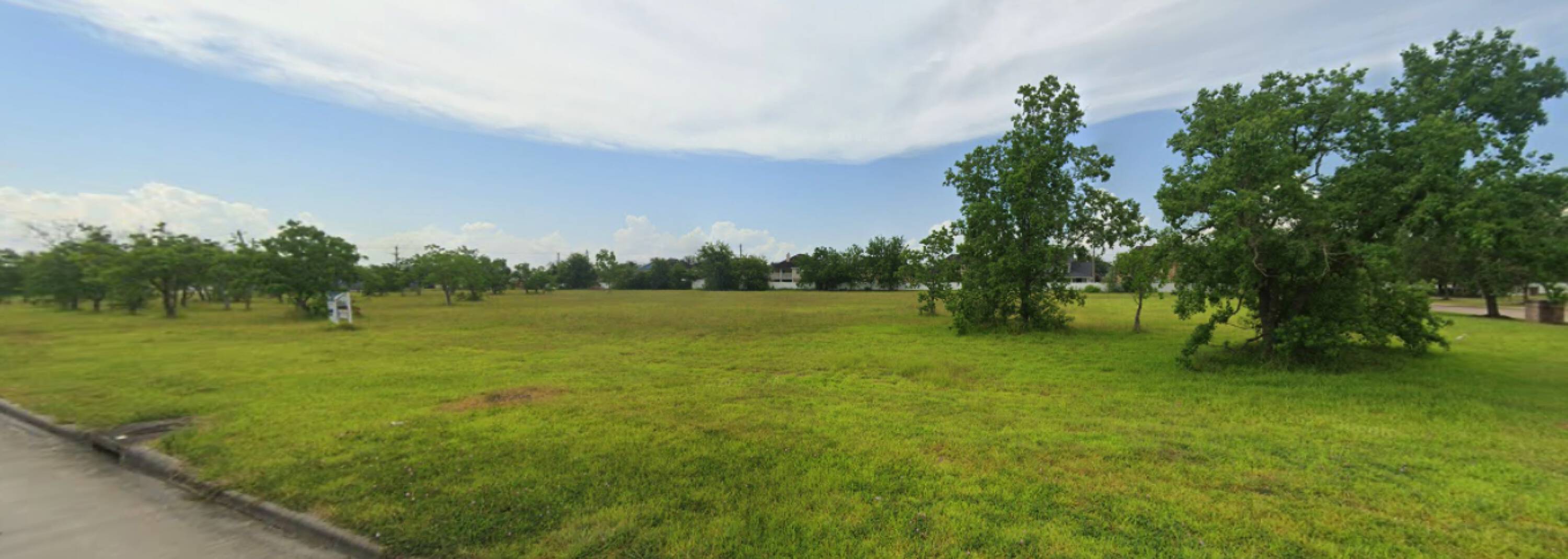 3.88 Acres Corner Magnolia Pkwy
