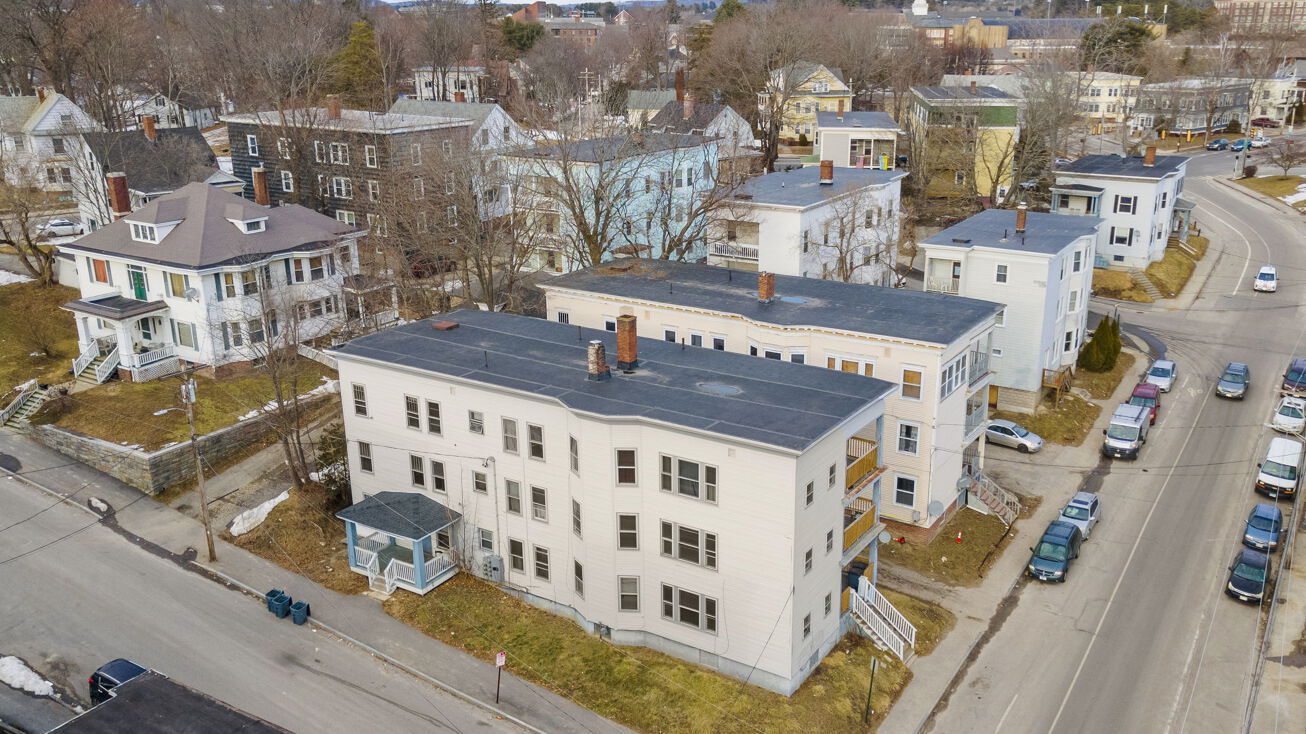 204 Ash St, Lewiston, ME 04240