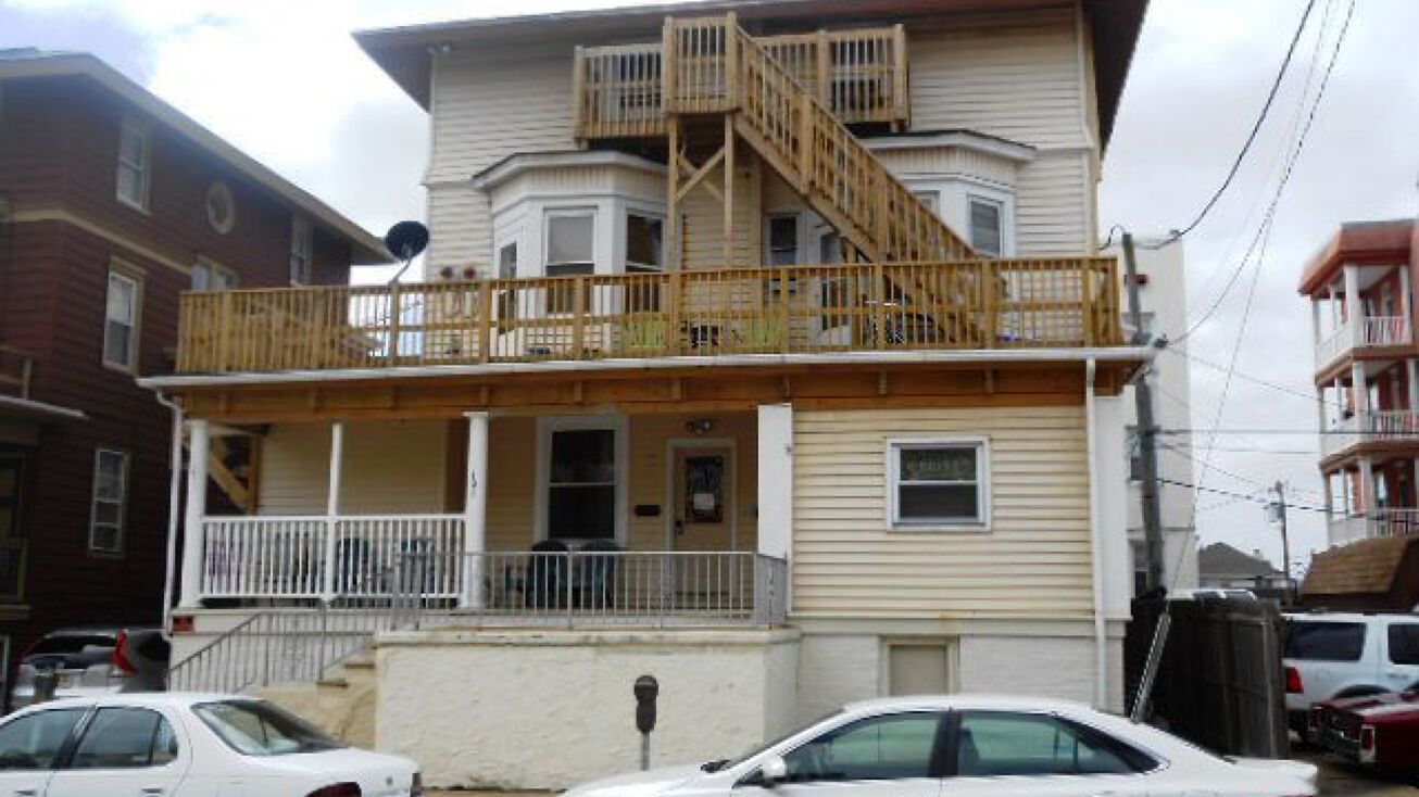 106 S Little Rock Ave, Ventnor City, NJ 08406 Multifamily Property