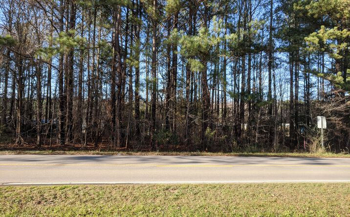 Pictures of Land property located at 546 W Barbee St, Zebulon, NC 27597 for sales - image #1